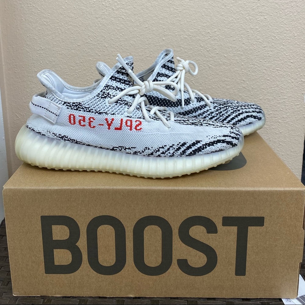 Yeezy 350 Zebra